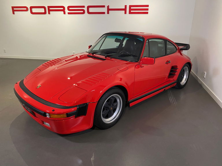 Porsche 911 Turbo Flachbau