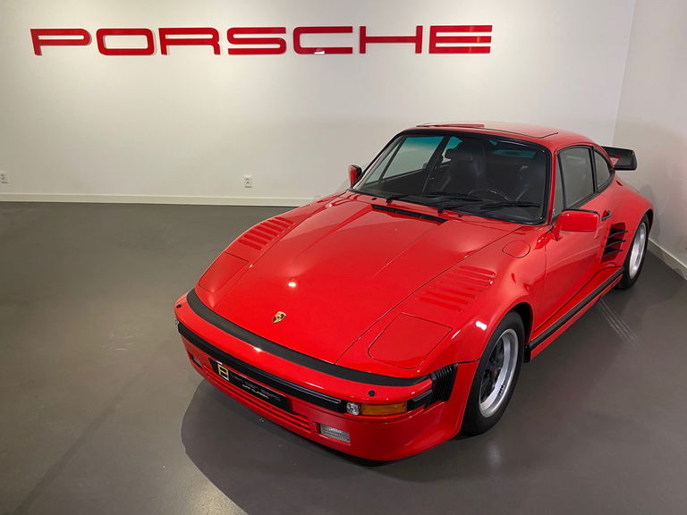 Porsche 911 Turbo Flachbau