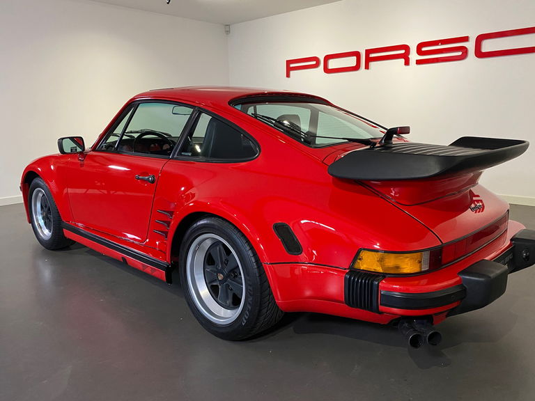 Porsche 911 Turbo Flachbau