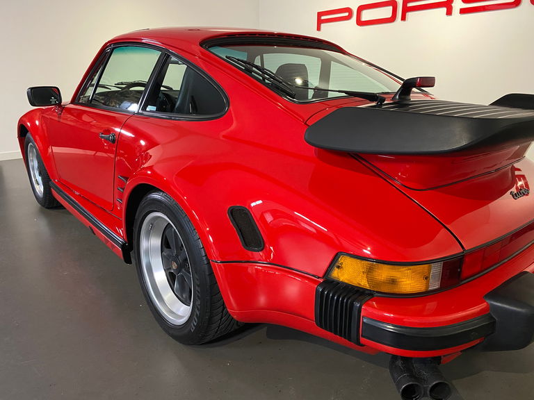 Porsche 911 Turbo Flachbau