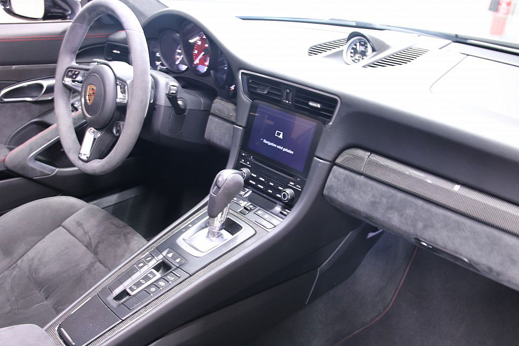 Porsche 991.2 Carrera 4 GTS