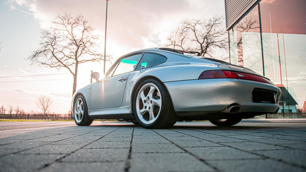 Porsche 993 Carrera 4S