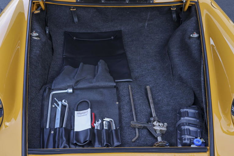 Porsche 911 S (F-Modell)