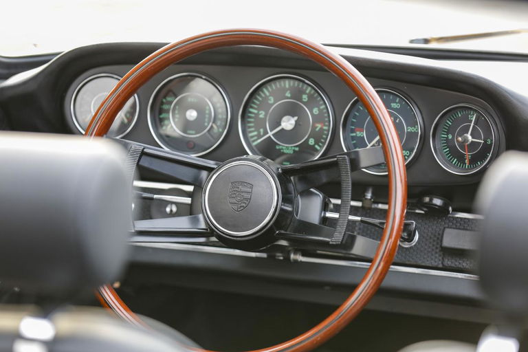 Porsche 911 S (F-Modell)