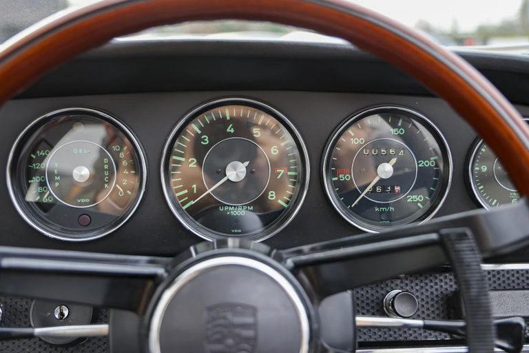 Porsche 911 S (F-Modell)