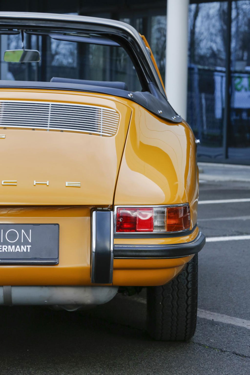 Porsche 911 S (F-Modell)