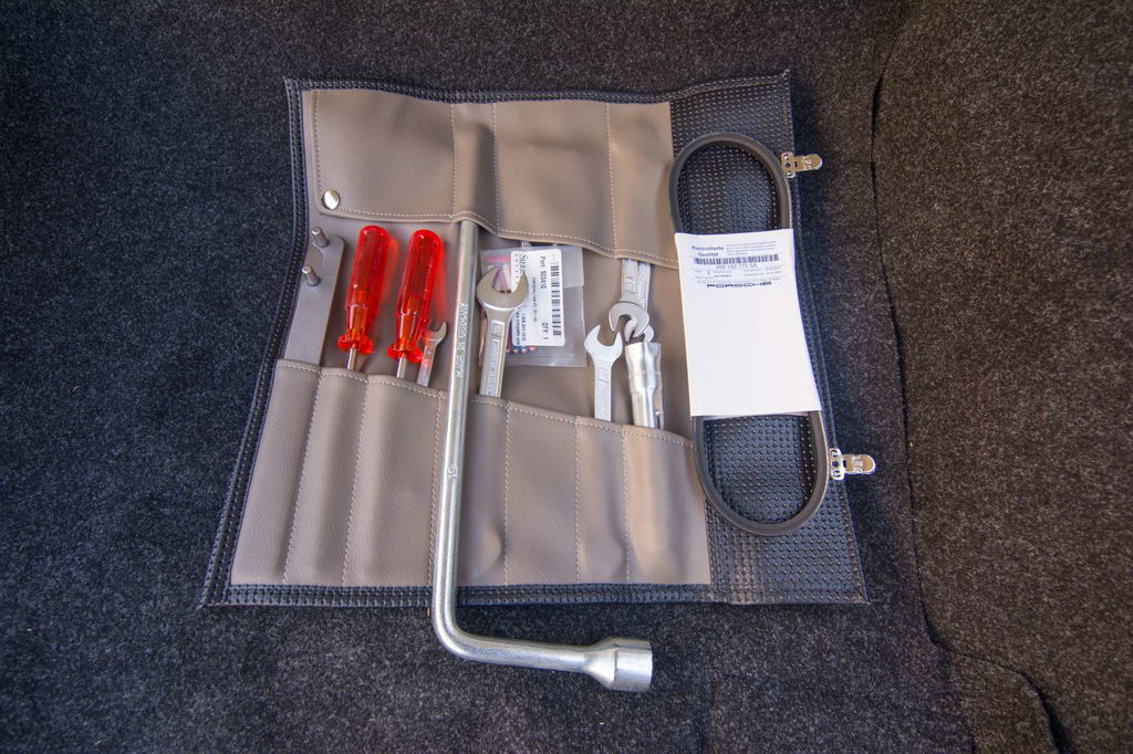 Porsche 911 S (F-Modell)