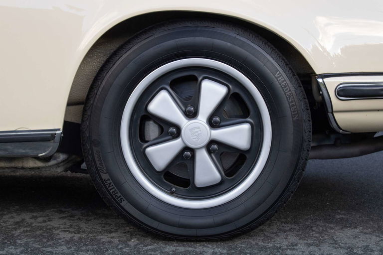 Porsche 911 S (F-Modell)