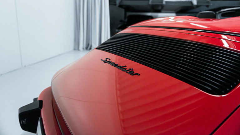 Porsche 911 Carrera 3.2 Speedster