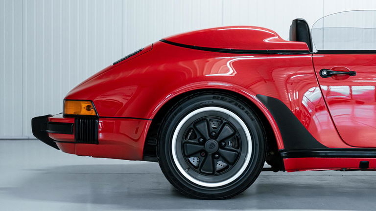 Porsche 911 Carrera 3.2 Speedster