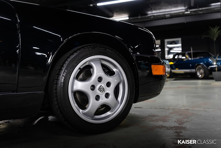 Porsche 964 Carrera 2 Speedster