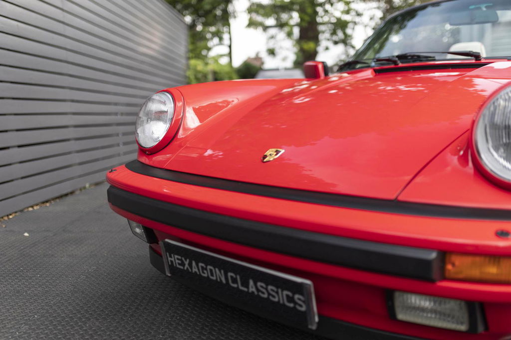 Porsche 911 Carrera 3.2