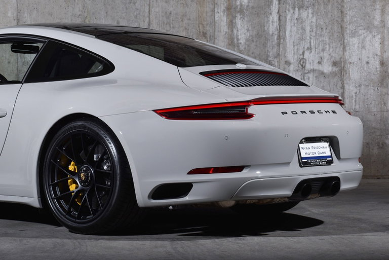 Porsche 991.2 Carrera 4 GTS