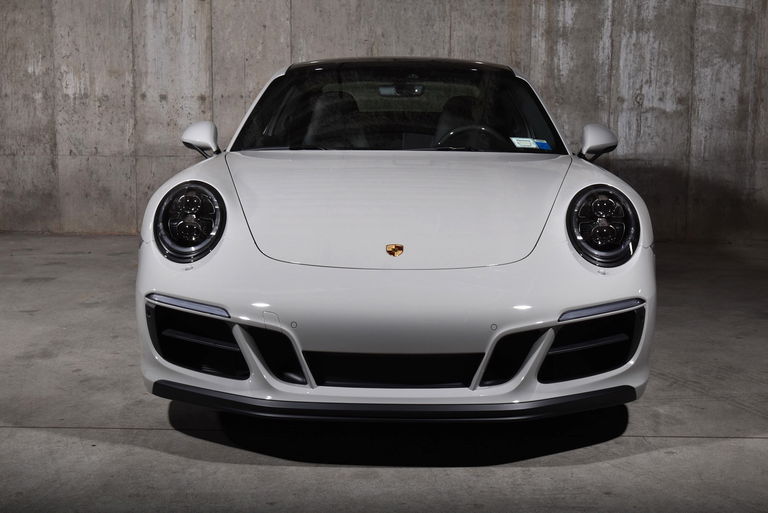 Porsche 991.2 Carrera 4 GTS