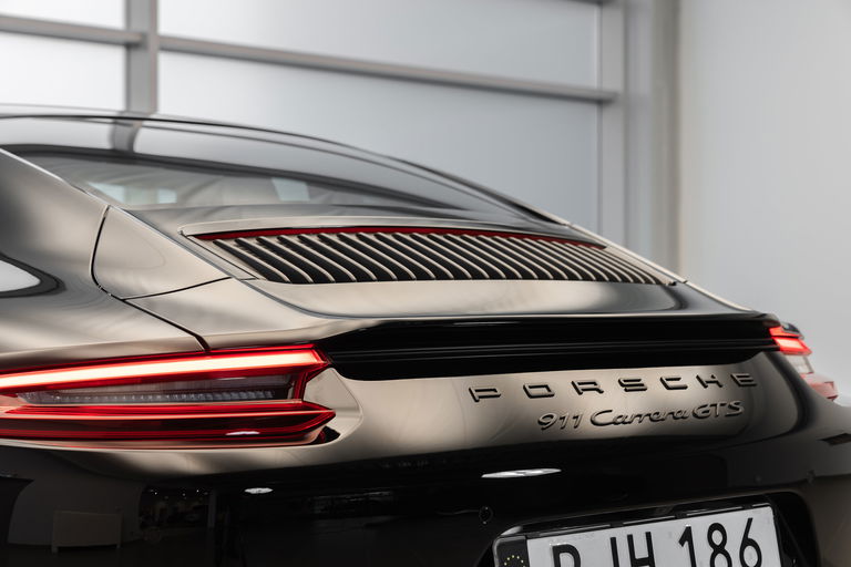 Porsche 991.2 Carrera GTS