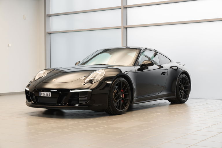 Porsche 991.2 Carrera GTS