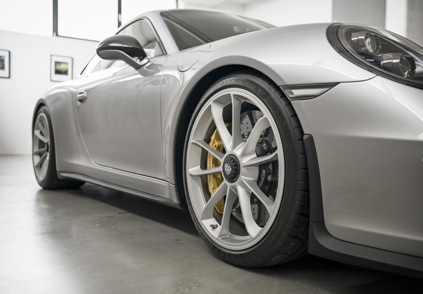 Porsche 911 R 2016 - elferspot.com - Marketplace for Porsche