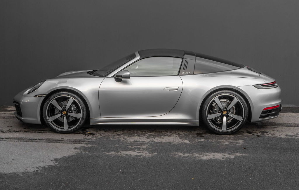 Porsche 992 Targa 4