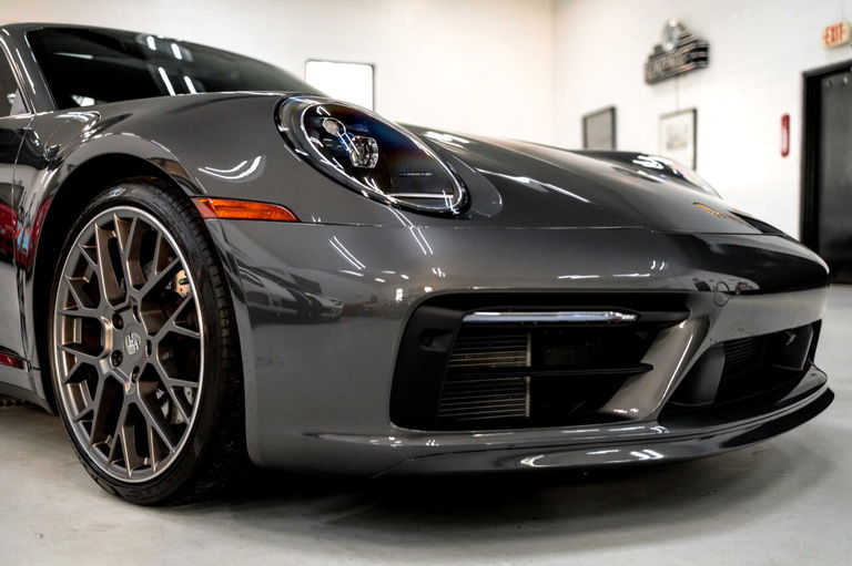 Porsche 992 Carrera 4S