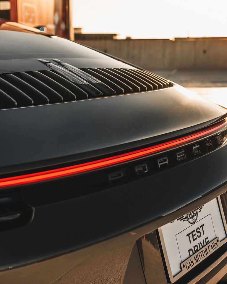 Porsche 992 Carrera 4S