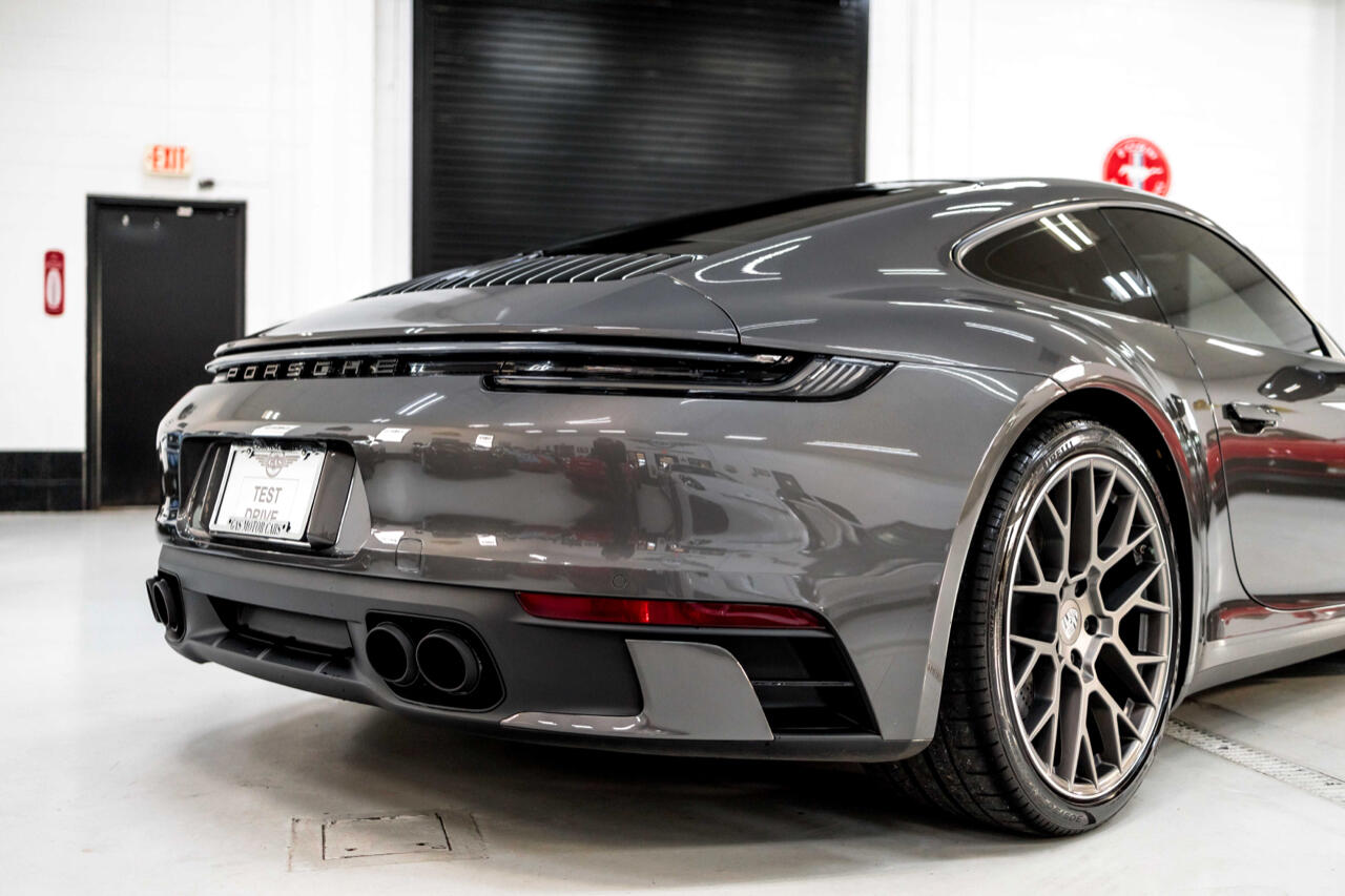 Porsche 992 Carrera 4S 2020 - elferspot.com - Marketplace for Porsche ...