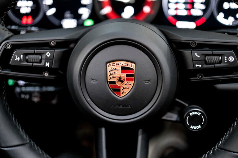 Porsche 992 Carrera 4S