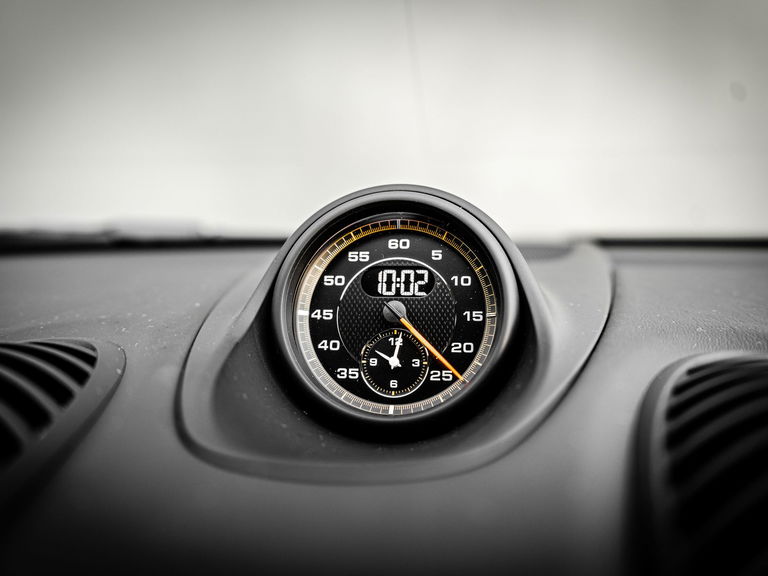 Porsche 718 Cayman GT4