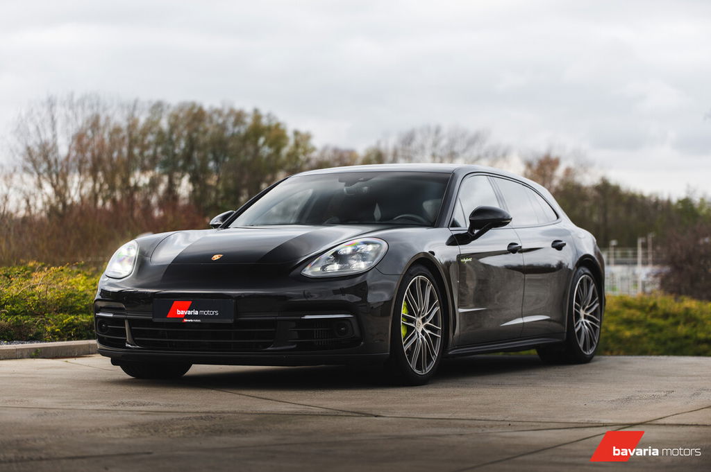 Porsche Panamera 4 E-Hybrid