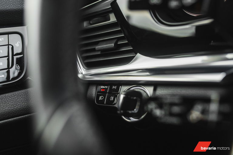 Porsche Panamera 4 E-Hybrid