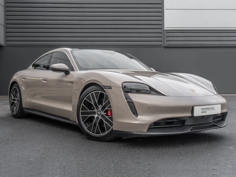Porsche Taycan 4S