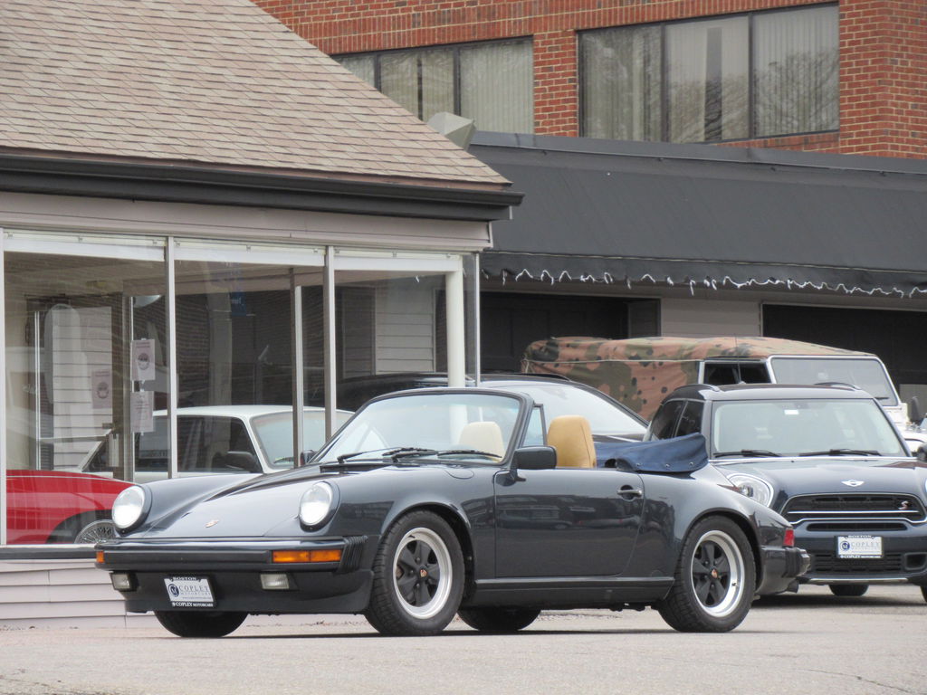 Porsche 911 Carrera 3.2
