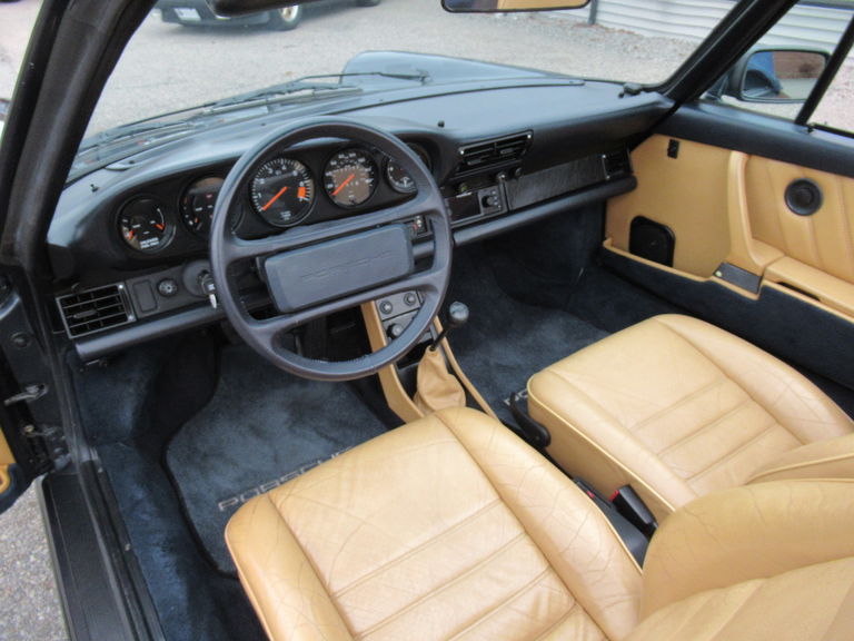 Porsche 911 Carrera 3.2