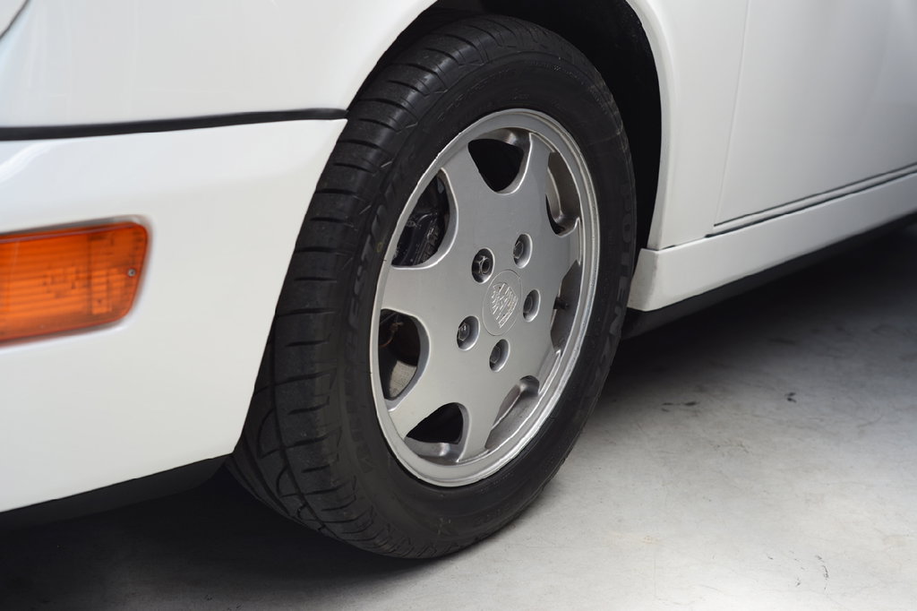 Porsche 964 Carrera 4