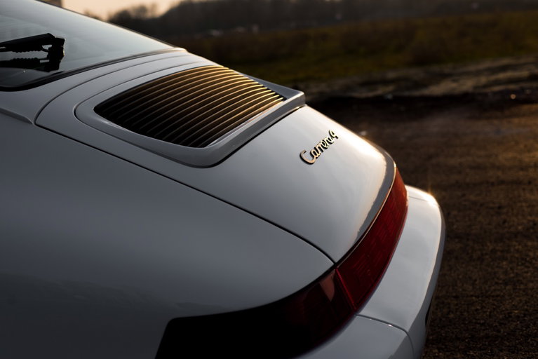 Porsche 964 Carrera 4