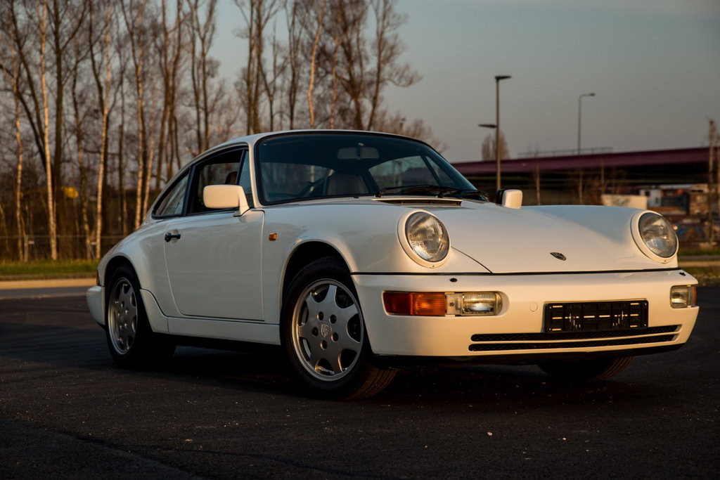 Porsche 964 Carrera 4