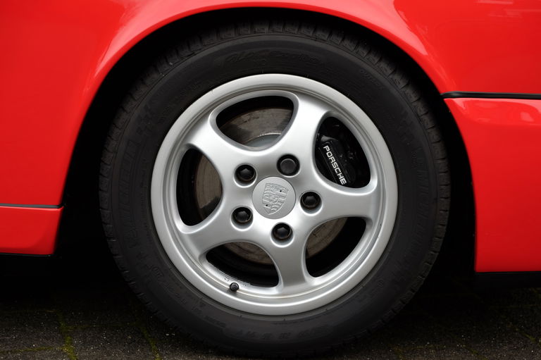 Porsche 964 Carrera 4