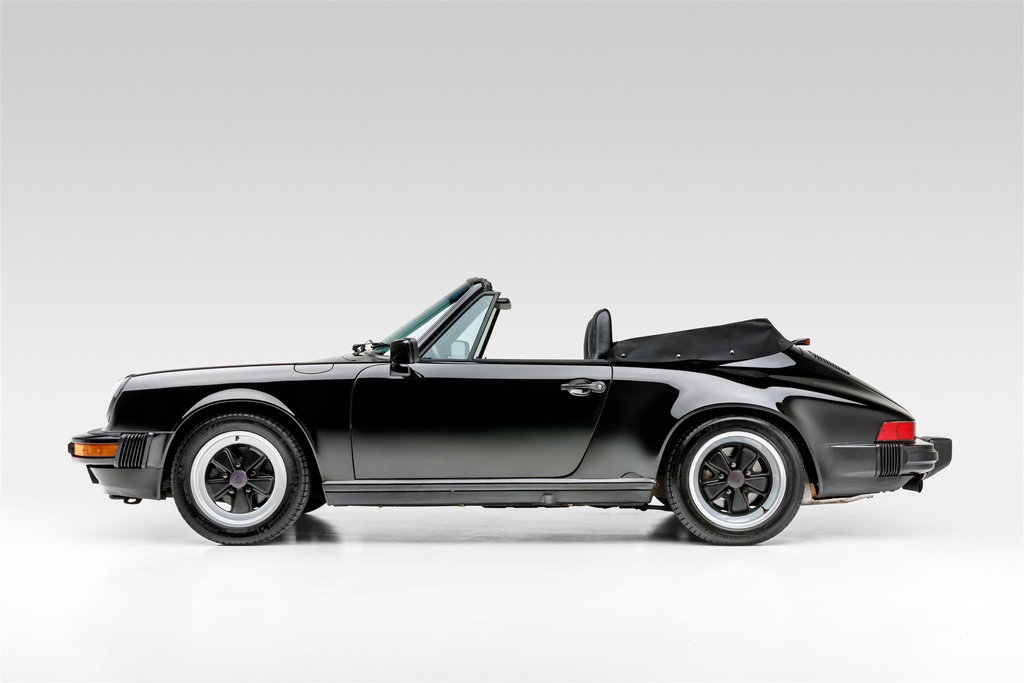 Porsche 911 Carrera 3.2 (US)