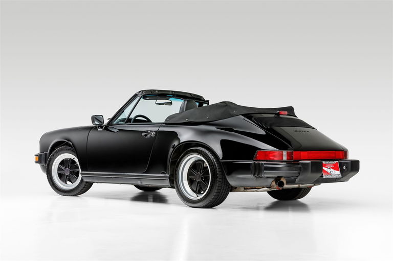 Porsche 911 Carrera 3.2 (US)
