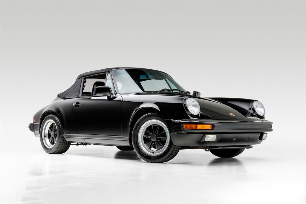 Porsche 911 Carrera 3.2 (US)