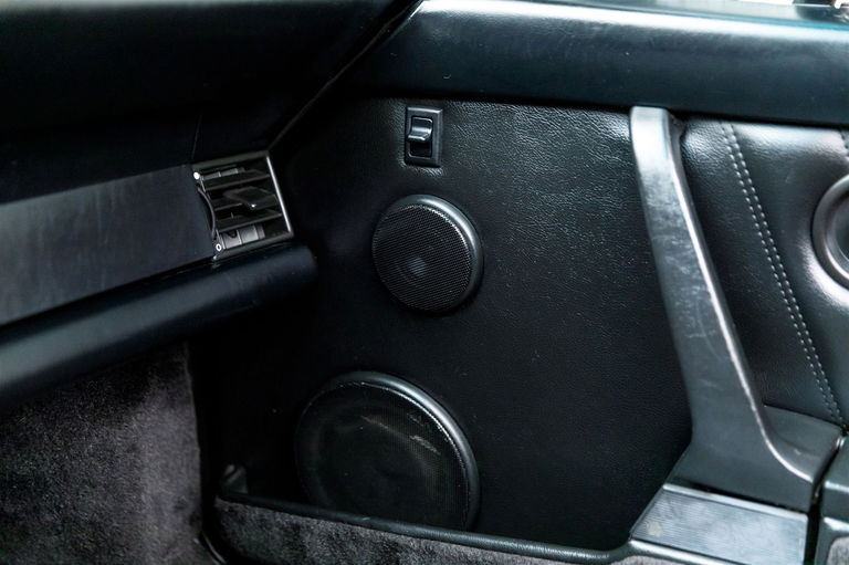 Porsche 911 Carrera 3.2 (US)