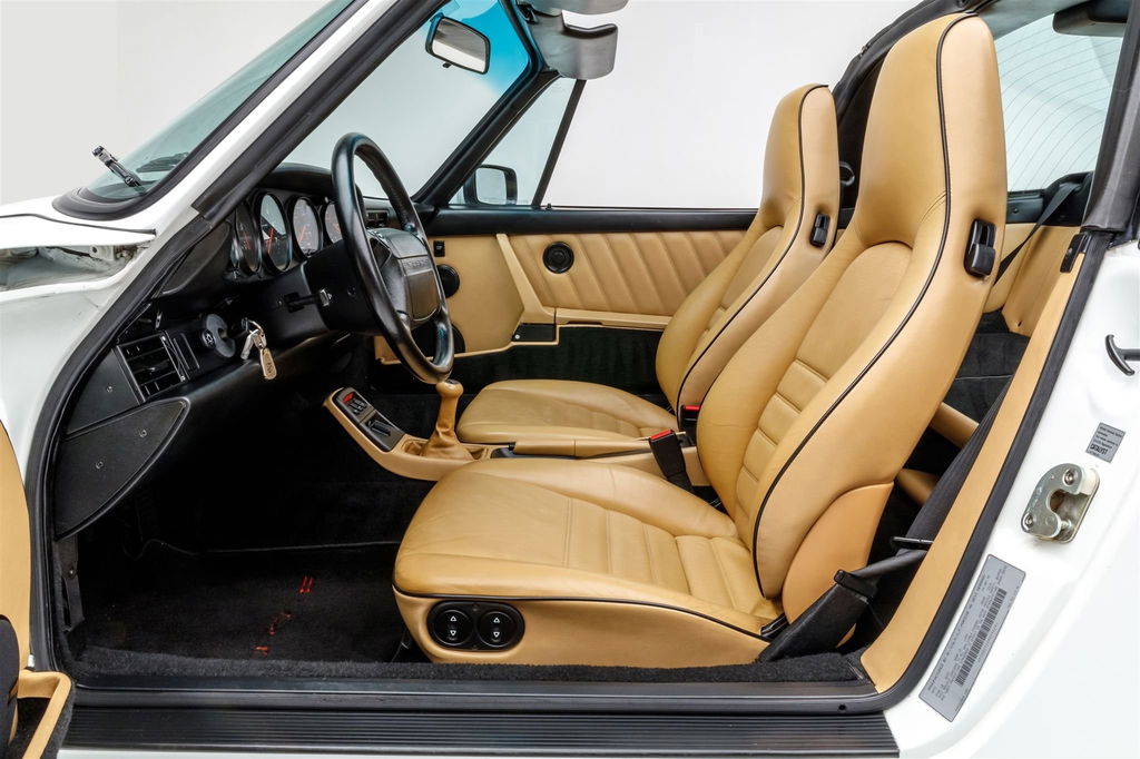 Porsche 964 Carrera 2