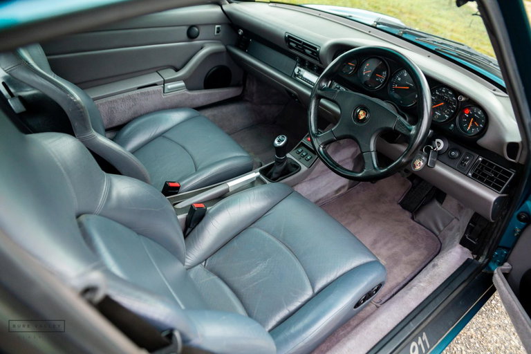 Porsche 993 Carrera