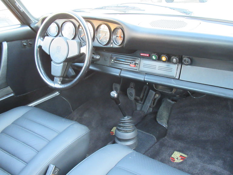 Porsche 911 Carrera (US)