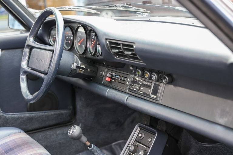 Porsche 911 Carrera 3.2