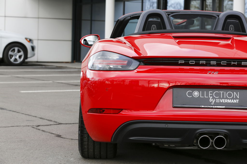Porsche 718 Boxster