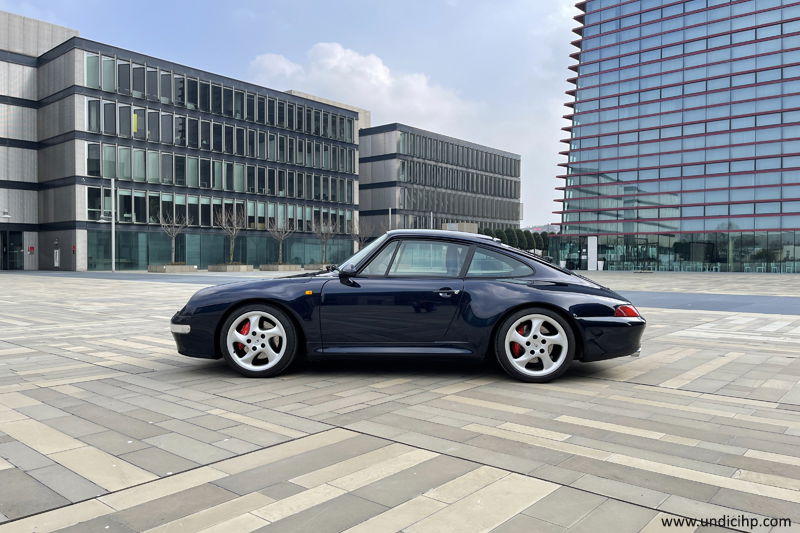 Porsche 993 Carrera 4S