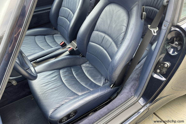 Porsche 993 Carrera 4S