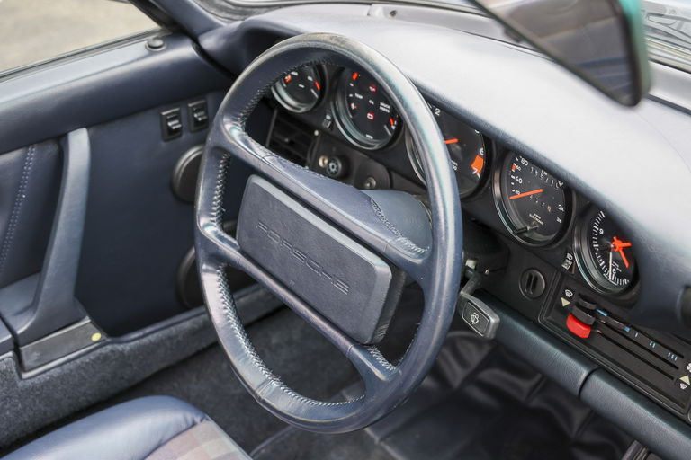 Porsche 911 Carrera 3.2