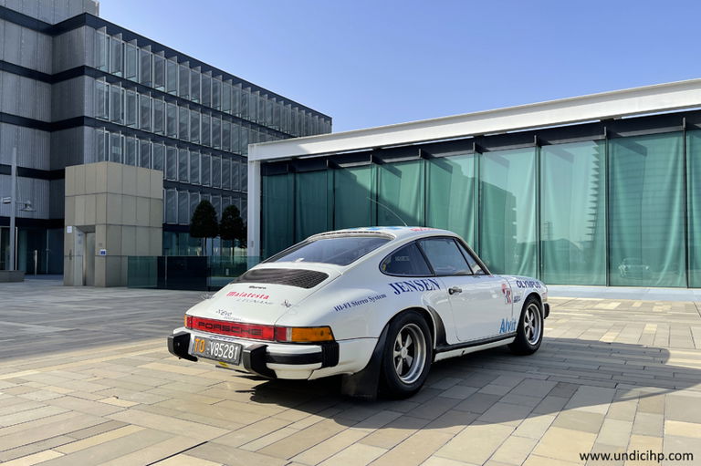 Porsche 911 Carrera 2,7
