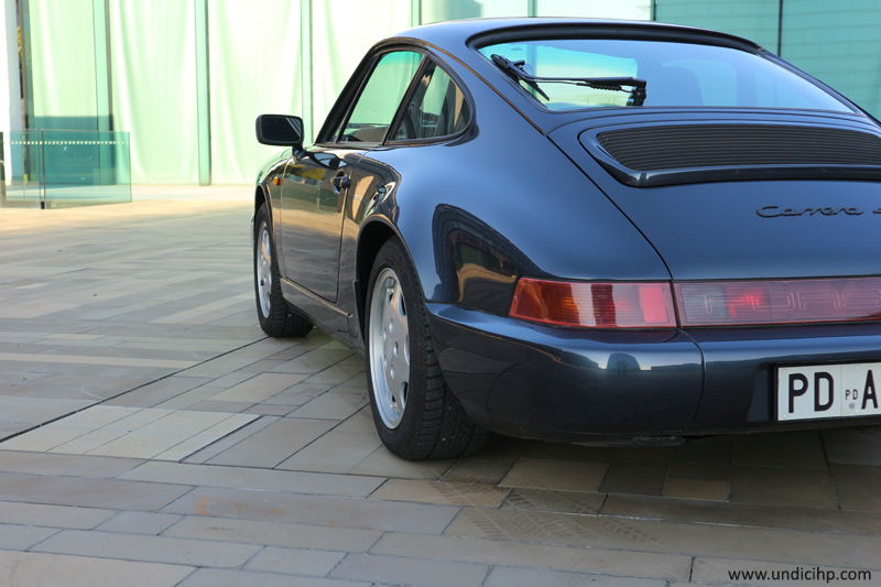 Porsche 964 Carrera 4
